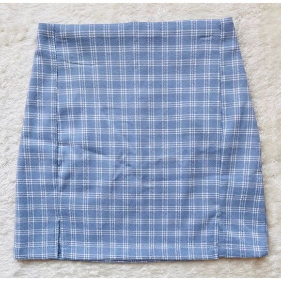 Plaid Print Slit Hem High Waist Mini Skirt, Size XS - Picture 8 of 16